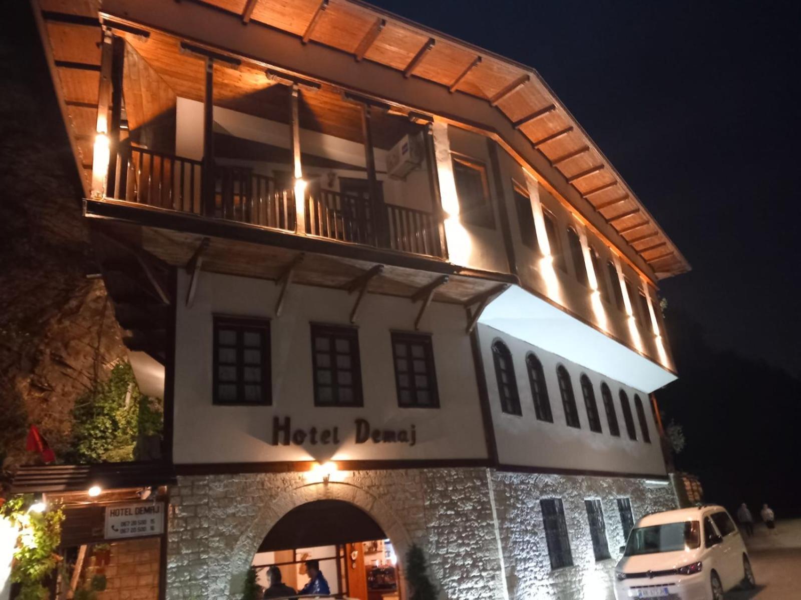 Bed & Breakfast Demaj *
