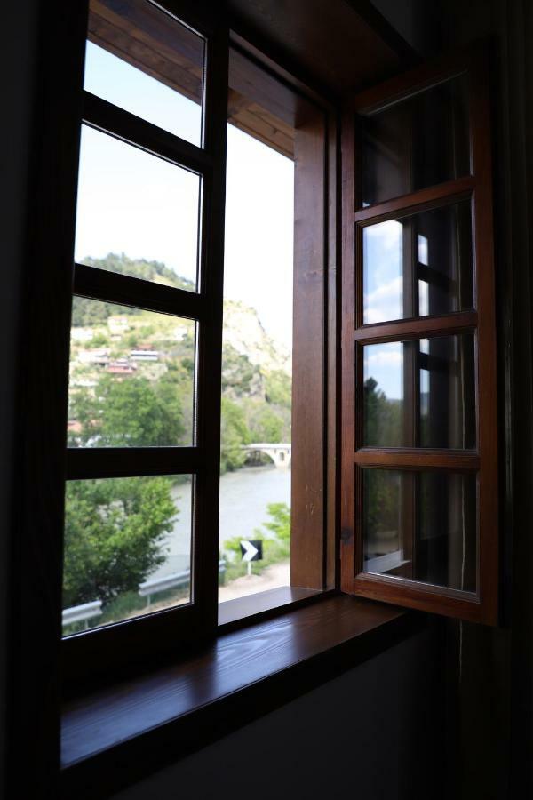 Demaj Bed & Breakfast